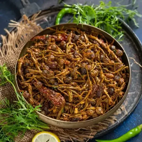 Premium_Ker_Sangri_&_Ker_Achaar_Combo_–_Authentic_Rajasthani_Taste_|_Pack_of_2