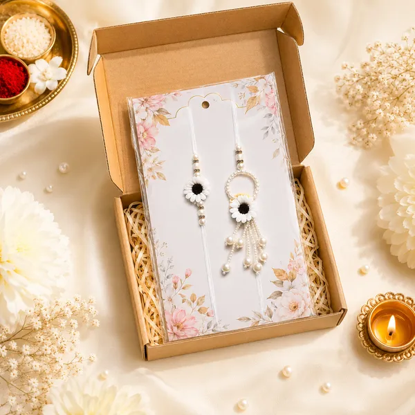Couple_Rakhi_Set_Of_1_With_Roli_Chawal_Pack