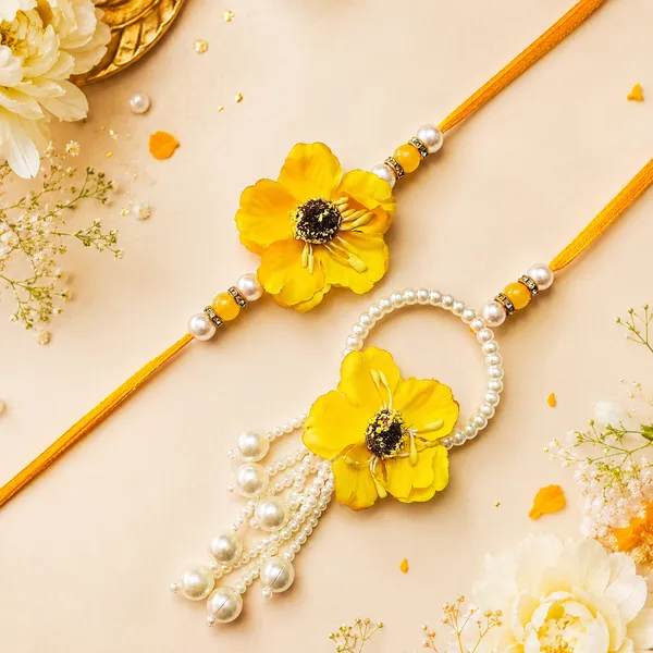 Couple_Rakhi_Set_Of_1_With_Roli_Chawal_Pack