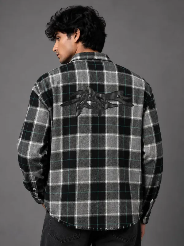 Monochrome_Oversized_Check_Shirt