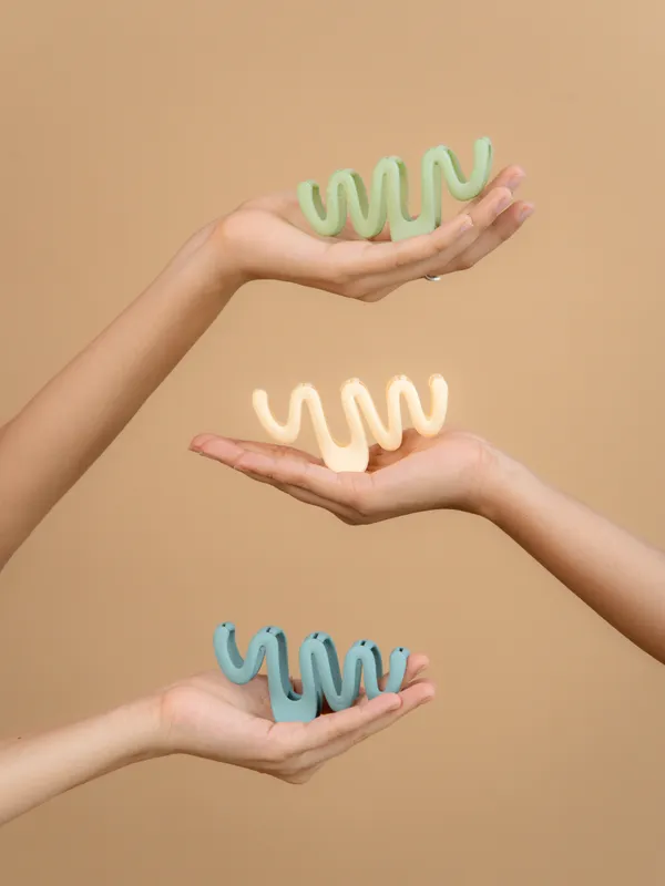 Wavy_Claw_Large_Sage_Green_Single_Claw_Clip