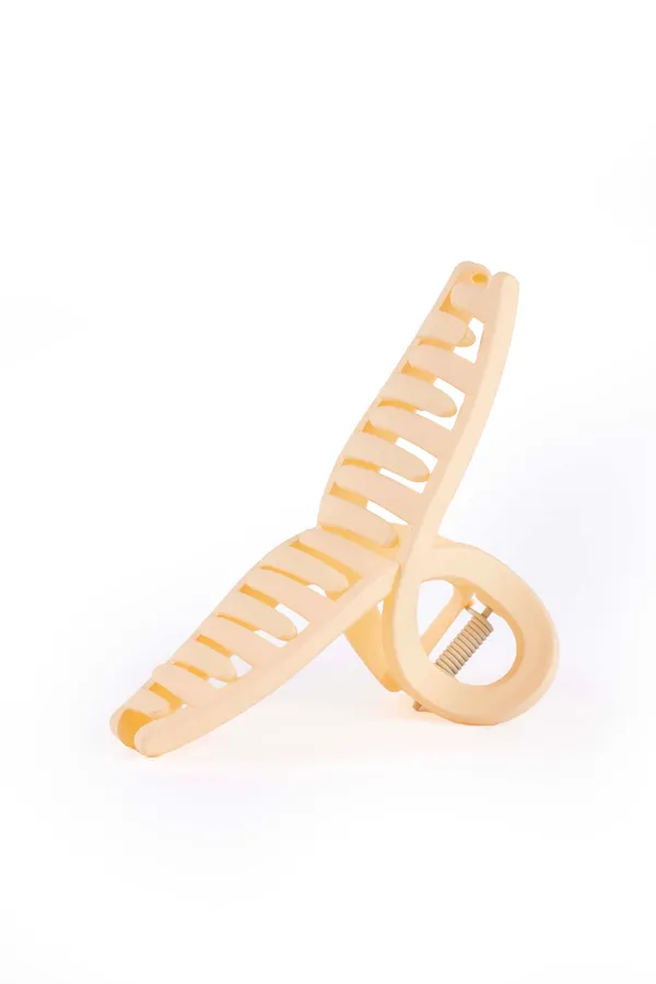 Twist_Claw_Large_Nude_Beige_Single_Claw_Clip