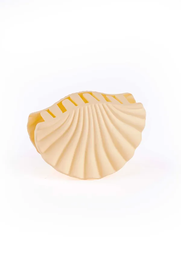Matte_Shell_Claw_Medium_Ivory_White_Single_Claw_Clip