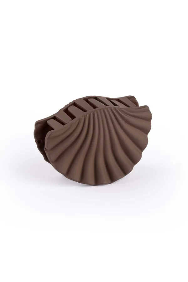 Matte_Shell_Claw_Medium_Chocolate_Brown_Single_Claw_Clip