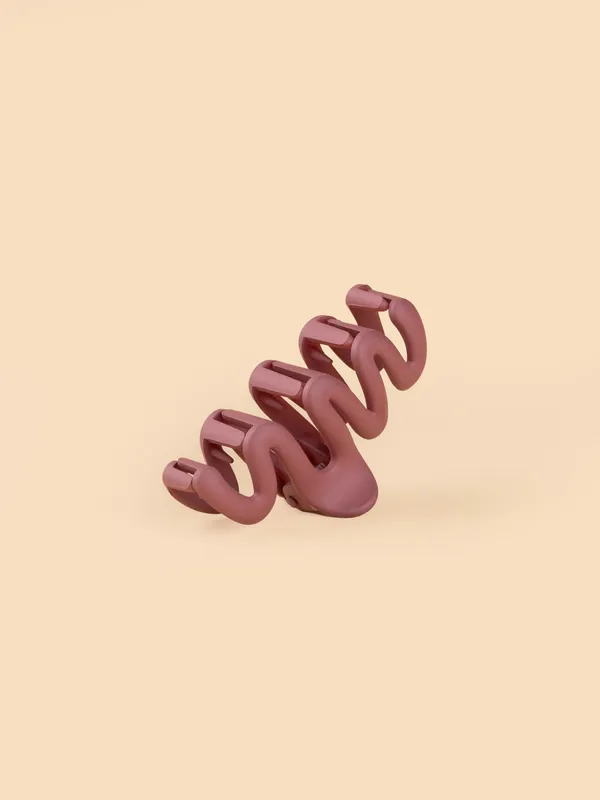 Wavy_Claw_Medium_Berry_Rose_Single_Claw_Clip