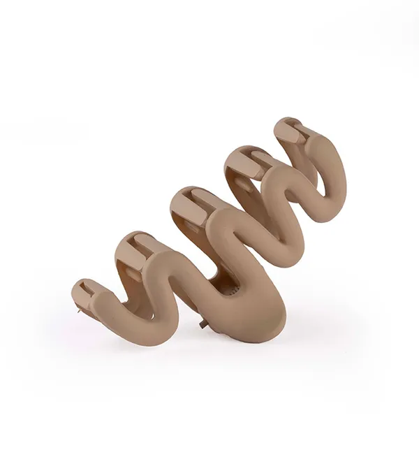Wavy_Claw_Medium_Taupe_Brown_Single_Claw_Clip