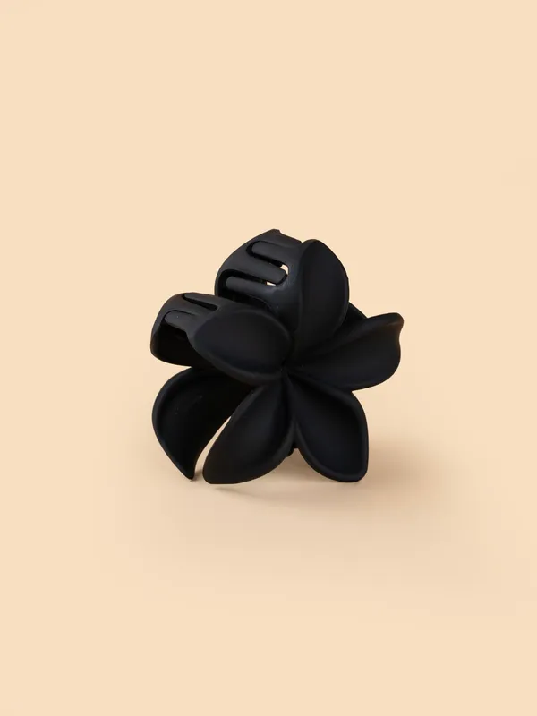 Matte_Flower_Claw_Medium_Matte_Black_Single_Claw_Clip