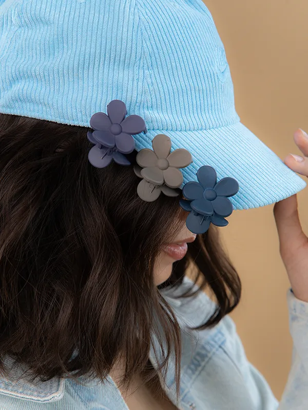 Matte_Daisy_Claw_Small_Pearl_Grey_Claw_Clip