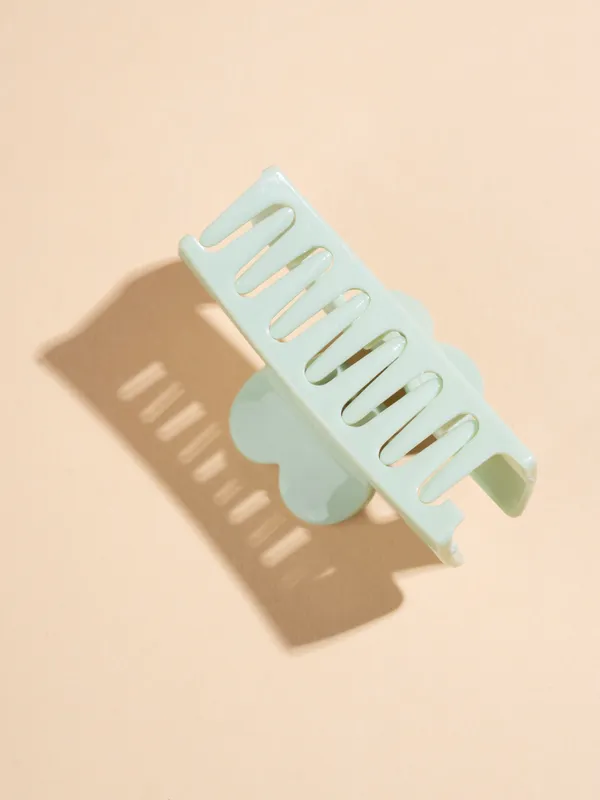 Heart_Frame_Claw_Medium_Mint_Frost_Claw_Clip