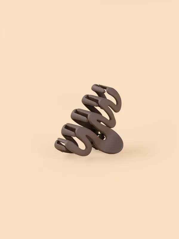 Wavy_Claw_Small_Espresso_Brown_Claw_Clip
