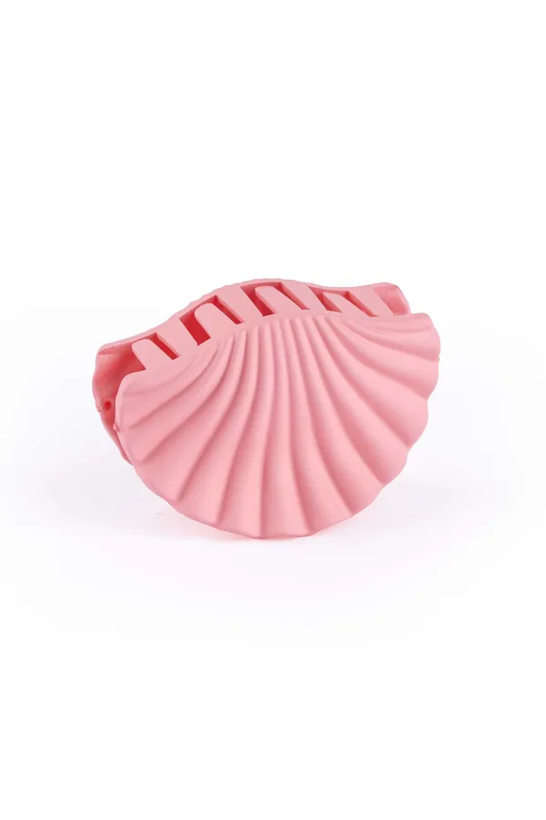 Matte_Shell_Claw_Medium_Blush_Pink_Single_Claw_Clip