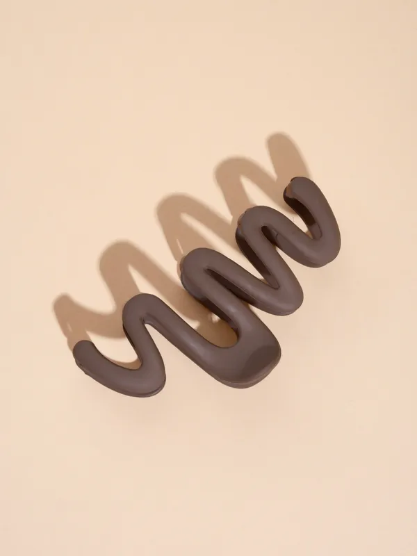 Wavy_Claw_Large_Mocha_Brown_Single_Claw_Clip