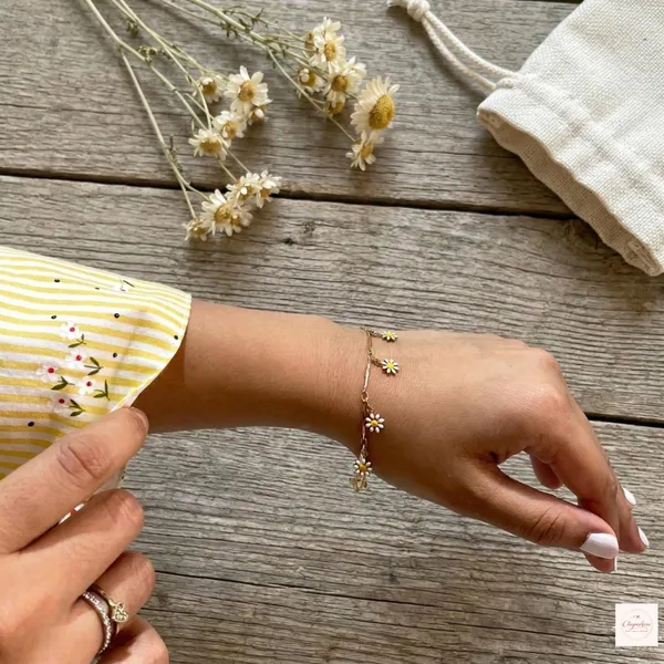Gold_Daisy_Charm_Anklet_Bracelet_For_Women