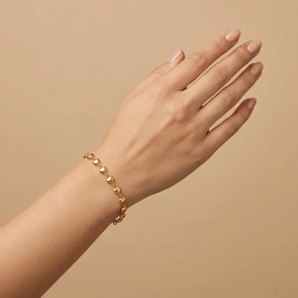 Classic_Gold_Heart_Bracelet_