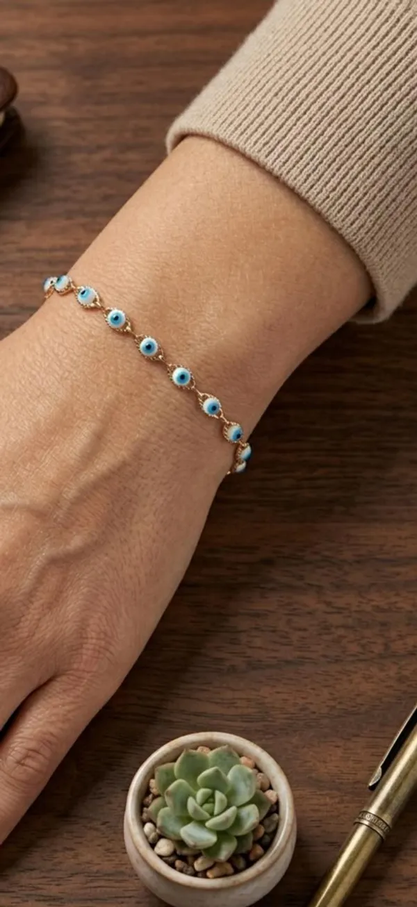 Classic_Gold_Evil_Eye_Bracelet_For_Women