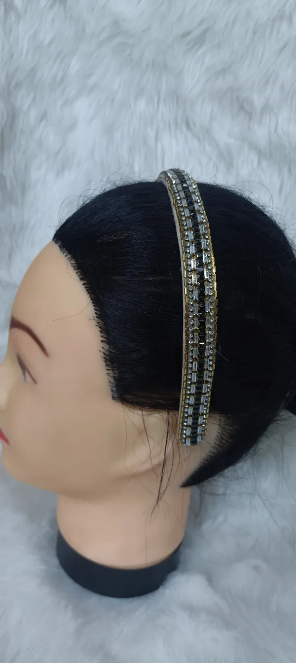Silver_Crystal_Stone_Studded_Hairband_For_Women