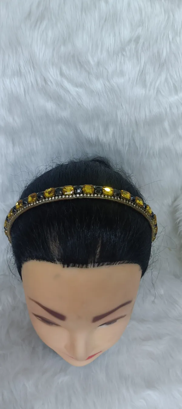 Gold_Black_Stone_Studded_Hairband_For_Women