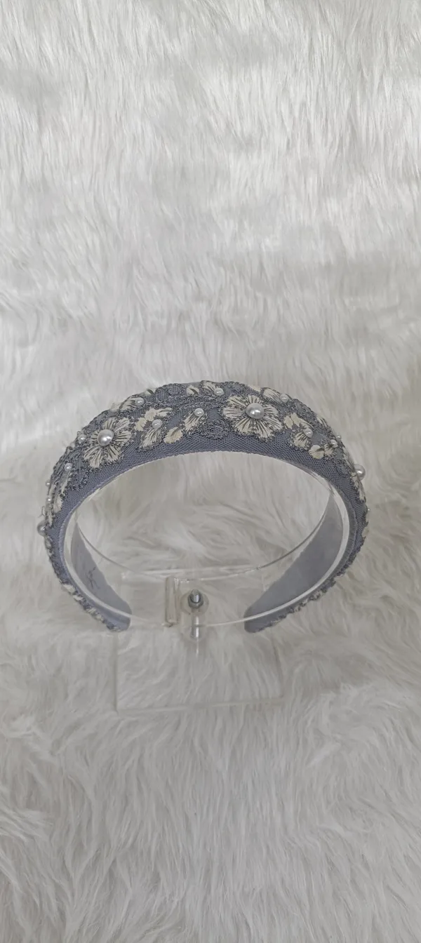 Grey_Cotton_Floral_Embroidered_Pearl_Hairband_For_Women