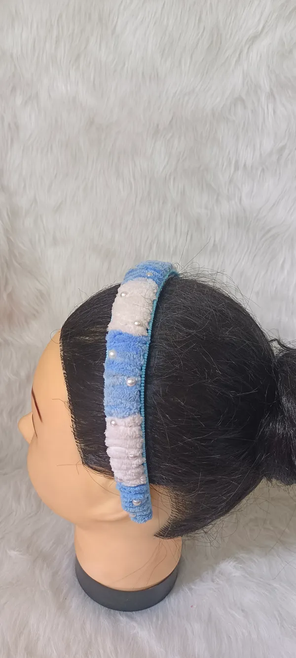 Blue_White_Cotton_Pearl_Embellished_Padded_Headband_For_Women