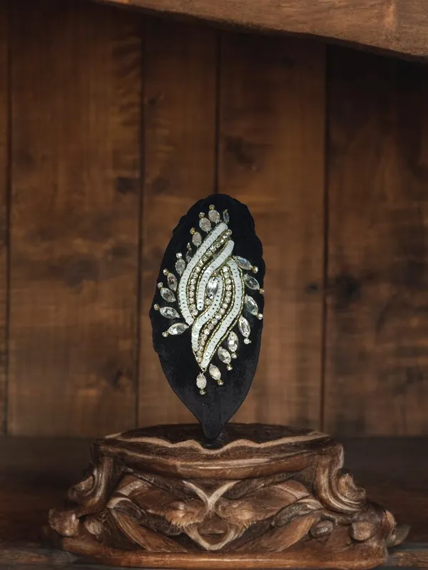 Black_Velvet_Crystal_Embellished_Knot_Headband_For_Women