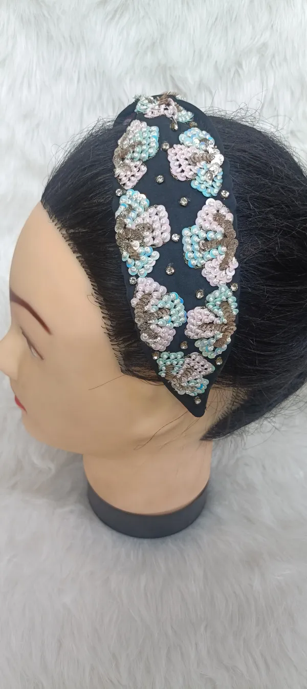 Black_Polyester_Sequin_Floral_Embellished_Wide_Headband_For_Women