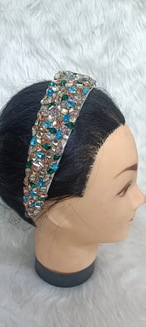 Multicolor_Stone_Crystal_Embellished_Broad_Hairband_For_Women