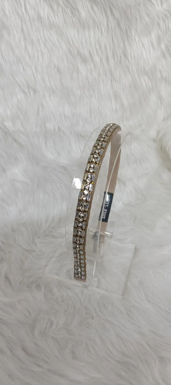 Silver_Metal_Crystal_Studded_Hairband_For_Women