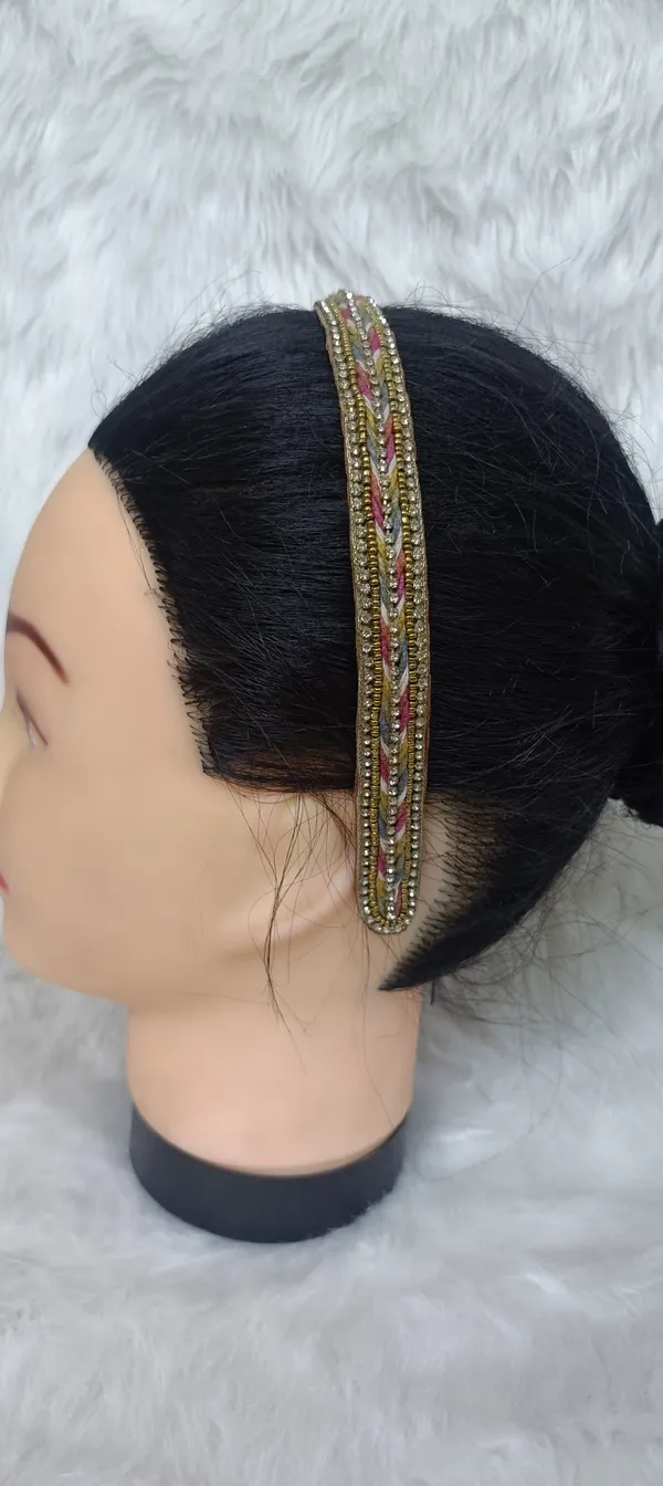 Gold_Beaded_Stone_Embellished_Hairband_For_Women