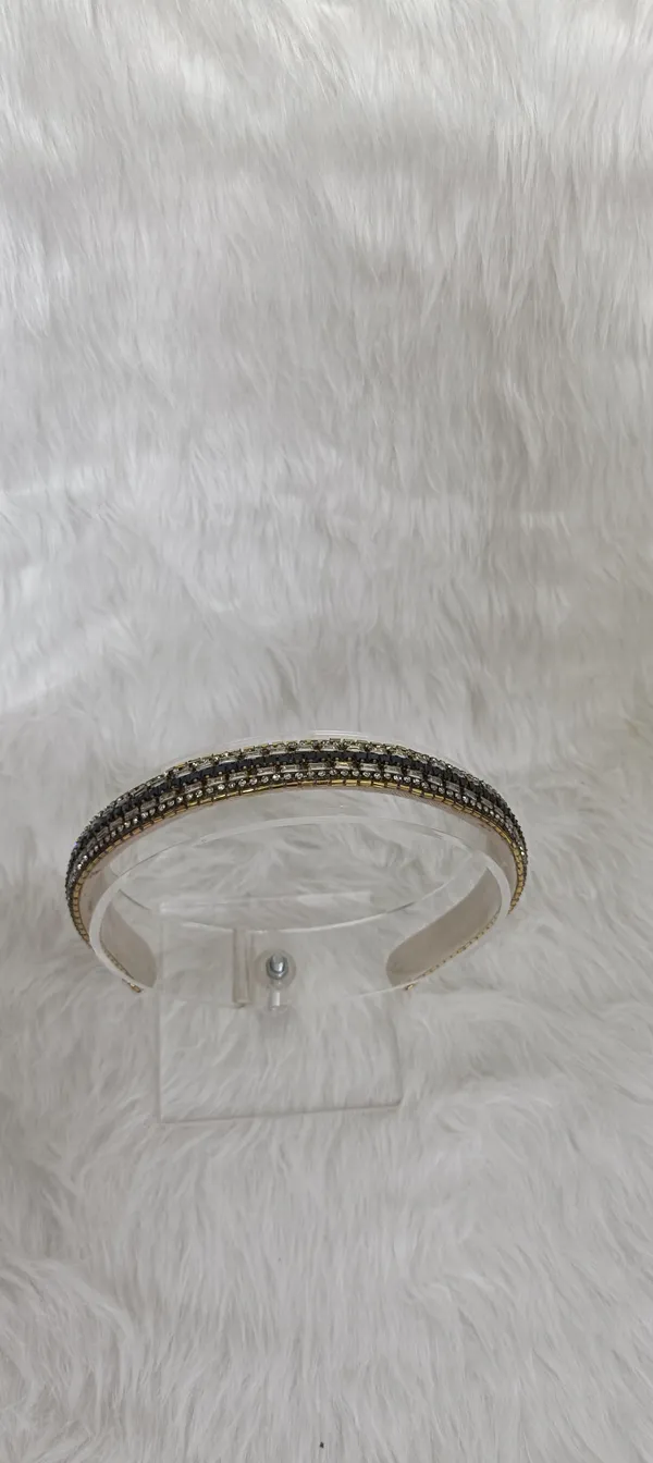 Silver_Crystal_Stone_Studded_Hairband_For_Women