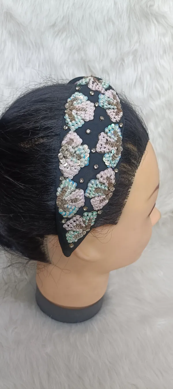 Black_Polyester_Sequin_Floral_Embellished_Wide_Headband_For_Women