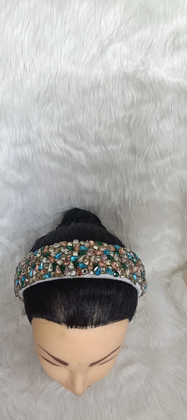 Multicolor_Stone_Crystal_Embellished_Broad_Hairband_For_Women