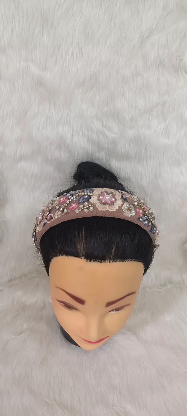Beige_Cotton_Floral_Embroidered_Beaded_Padded_Headband_For_Women