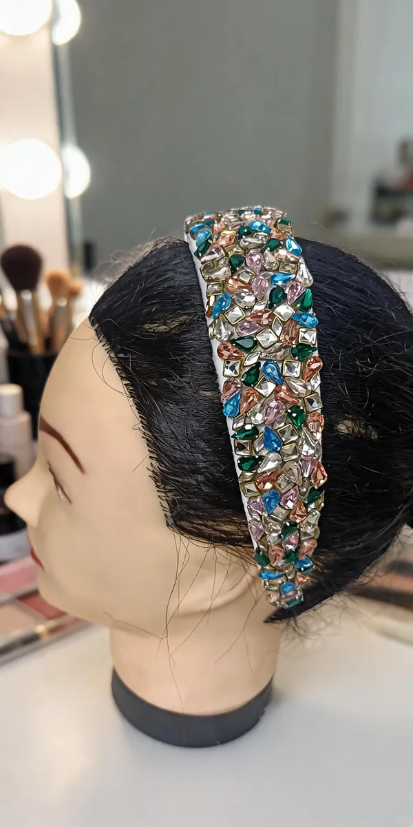 Multicolor_Stone_Crystal_Embellished_Broad_Hairband_For_Women