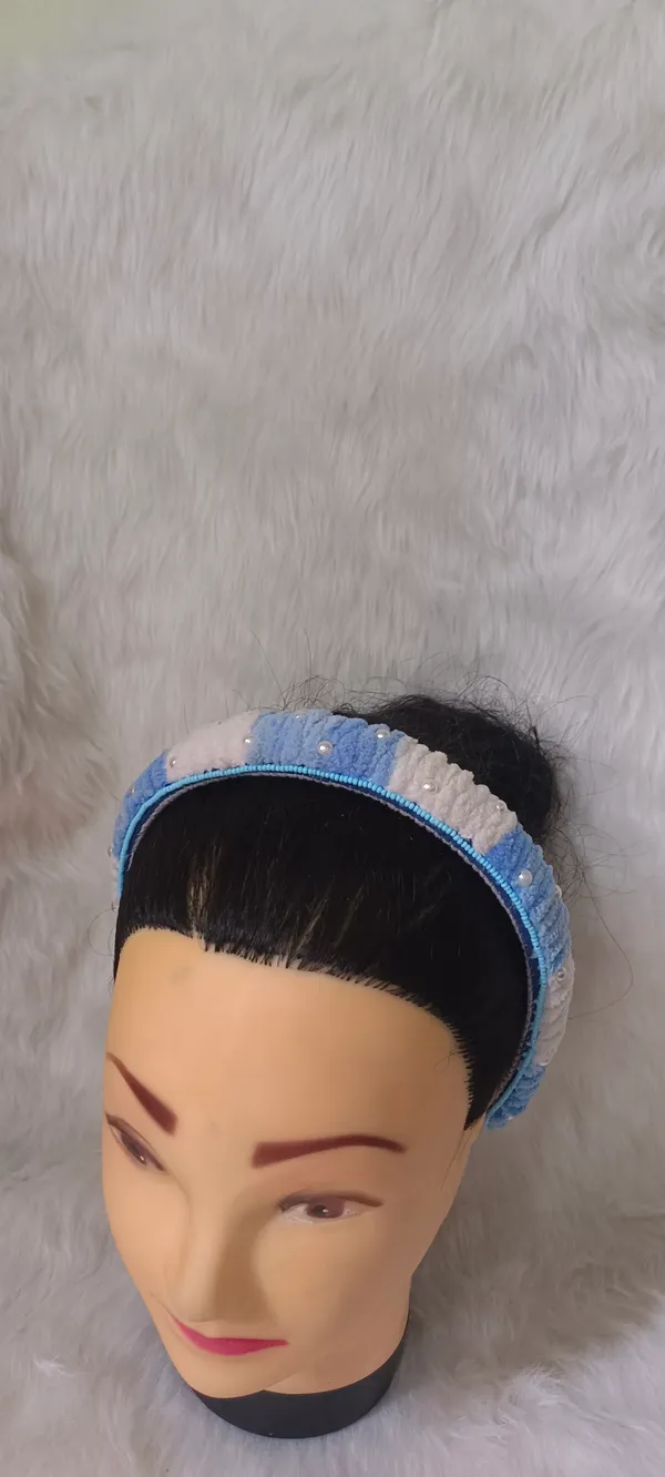 Blue_White_Cotton_Pearl_Embellished_Padded_Headband_For_Women