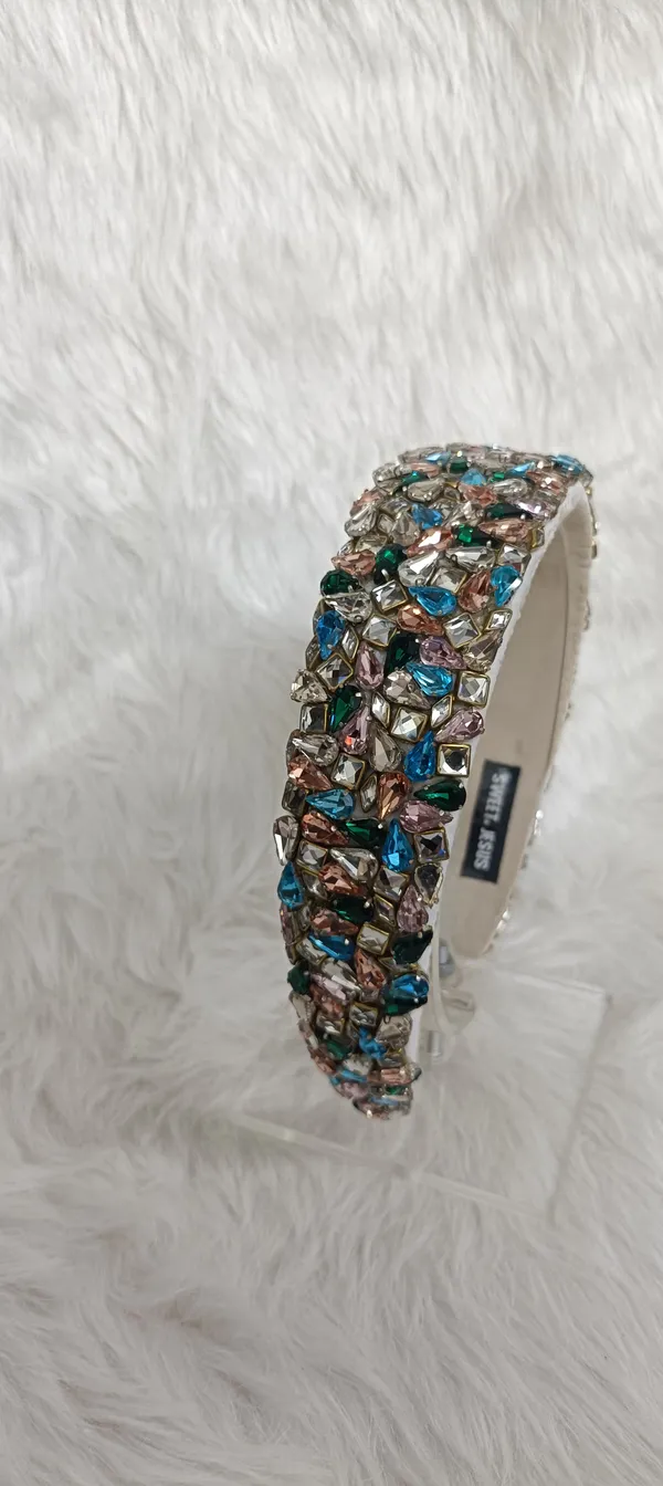 Multicolor_Stone_Crystal_Embellished_Broad_Hairband_For_Women