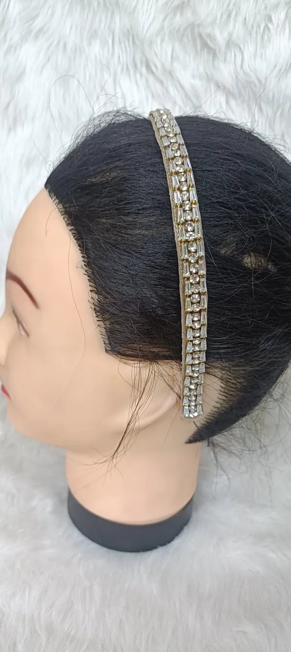 Silver_Metal_Crystal_Studded_Hairband_For_Women