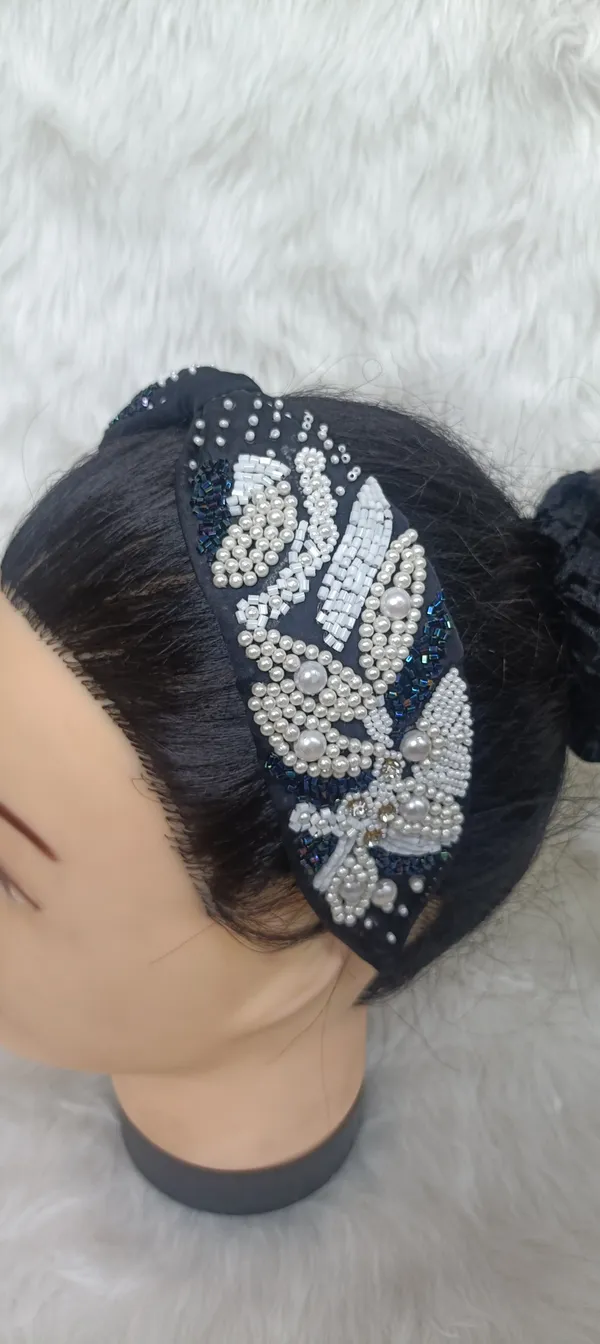 Black_Cotton_Pearl_Embellished_Leaf_Pattern_Hairband_For_Women