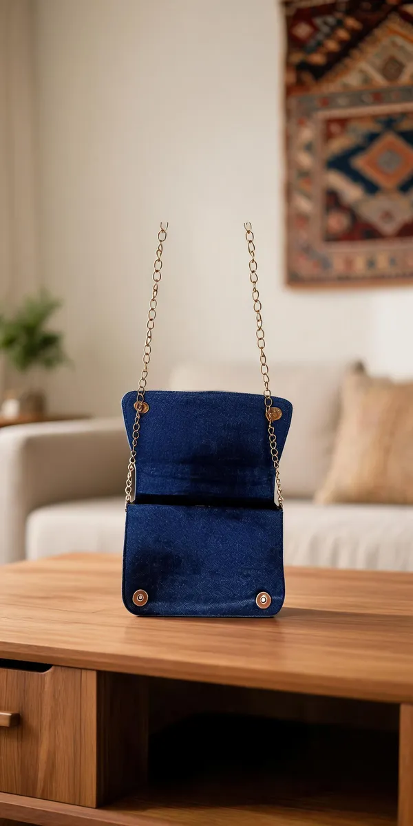 Blue_Denim_Flap_Sling_Bag_With_Gold_Chain_Strap_For_Women
