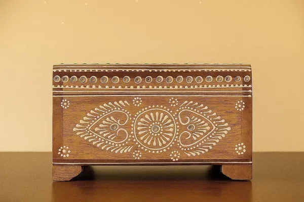 Hand_Painted_Wooden_Jewelry_Box_Indian_Folk_Art_White_Pigment_Work
