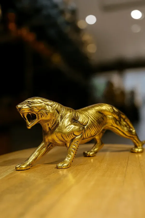 Solid_Brass_Tiger_Figurine_Golden_Roaring_Big_Cat_Sculpture_Luxury_Wildlife_Decor_Statement_Piece