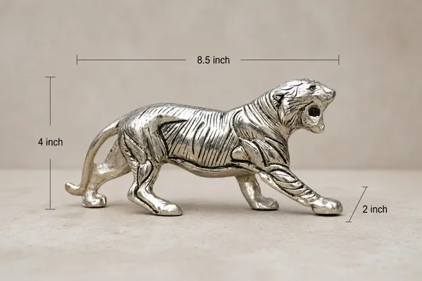 Silver_Tiger_Figurine_Showpiece_for_Home_&_Office_Decor_–_Decorative_Metal_Tiger_Statue_Symbolizing_Strength