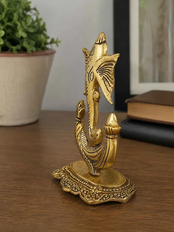 Golden_Lord_Ganesha_Idol_for_Home_Temple_&_Office_Decor_–_Decorative_Metal_Ganesh_Ji_Statue_for_Puja,_Vastu_&_Spiritual_Gift