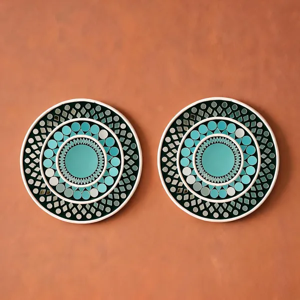 Handcrafted_Teal_Green_Round_Lippan_Art_Wall_Hanging_6_Inch_Mdf_Base_Traditional_Indian_Clay_Mirror_Work
