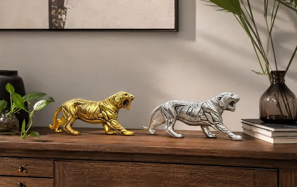 Golden_&_Silver_Tiger_Figurine_Set_–_Decorative_Metal_Tiger_Statues_Symbolizing_Strength_for_Home_&_Office_Decor