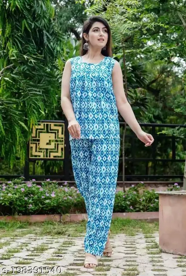 Blue_Viscose_Rayon_Printed_Botanical_Night_Suit_For_Women
