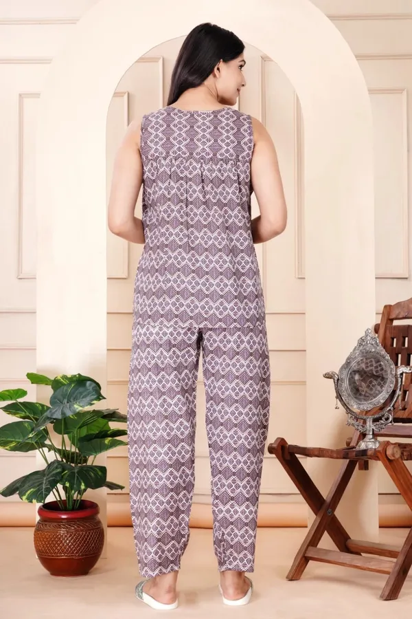 Mauve_Printed_Sleeveless_Jumpsuit_for_Women