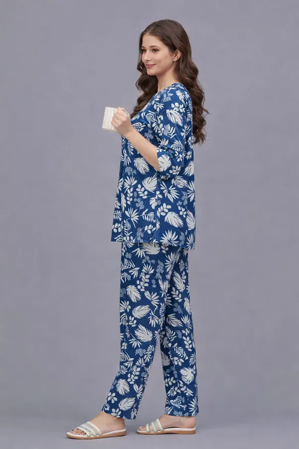 Blue_Cotton_Regular_Fit_Floral_Printed_Night_Suit_For_Women
