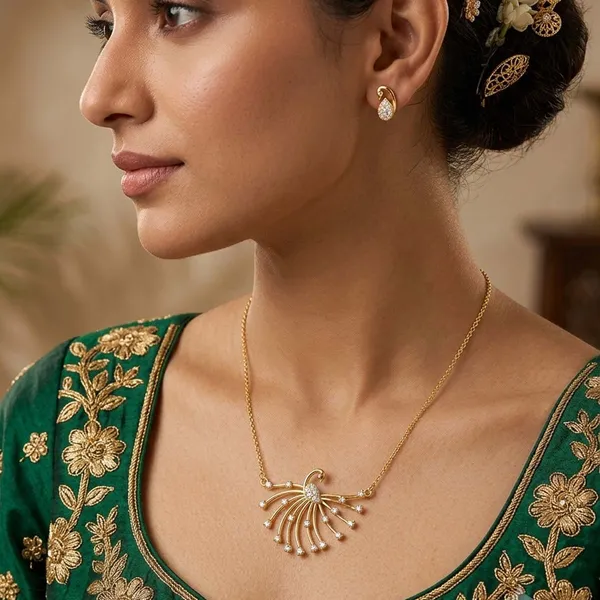 Majestic_Peacock_Design_925_Silver_Diamond_Necklace_for_Women