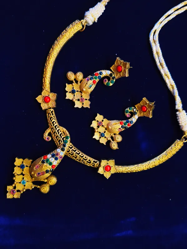 Multicolor_Gold_Toned_Brass_Peacock_Kundan_Necklace_Set_For_Women