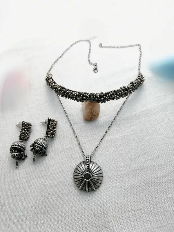 Silver_Oxidized_Brass_Layered_Choker_Necklace_Jhumka_Earrings_Set_For_Women